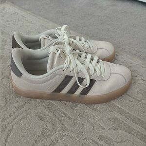 Women’s Samba Sneaker